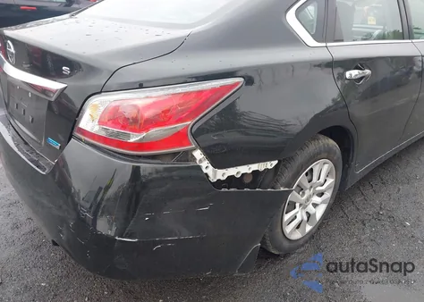 2014 Nissan Altima 2.5 S z USA, uszkodzony, nr VIN 1N4AL3APXEC102054